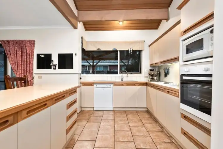 Fifth view of Homely house listing, 18 Fulham Court, Hoppers Crossing VIC 3029