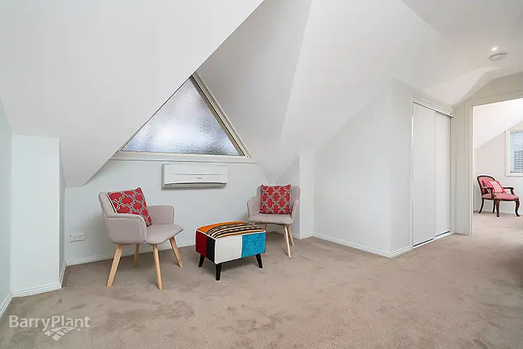 Fifth view of Homely townhouse listing, 2/1 Esther Court, Mount Waverley VIC 3149