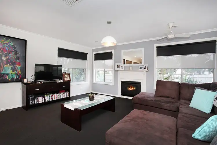 Fifth view of Homely house listing, 3 Katrina Drive, Gladstone Park VIC 3043