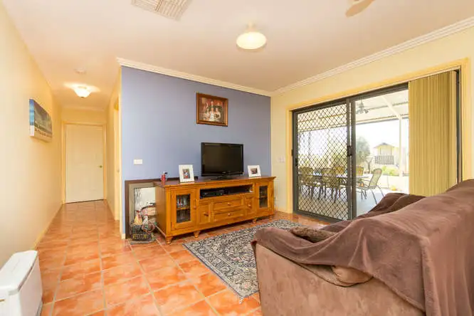 Fifth view of Homely house listing, 63 Summer Drive, Buronga NSW 2739