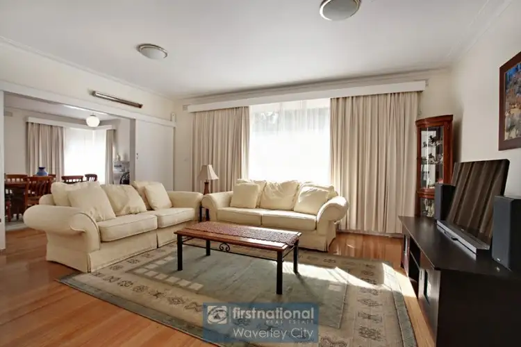 Second view of Homely house listing, 5 Nellie Court, Mount Waverley VIC 3149