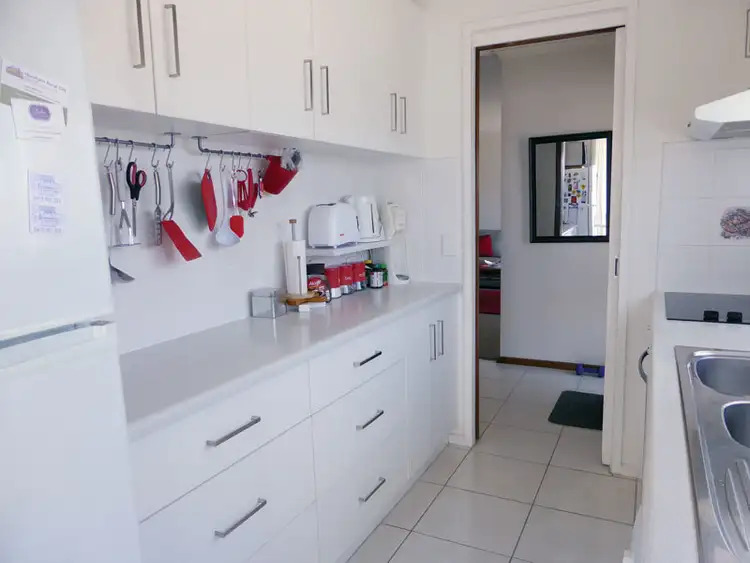 Fifth view of Homely house listing, 1 Calder Court, Horsham VIC 3400