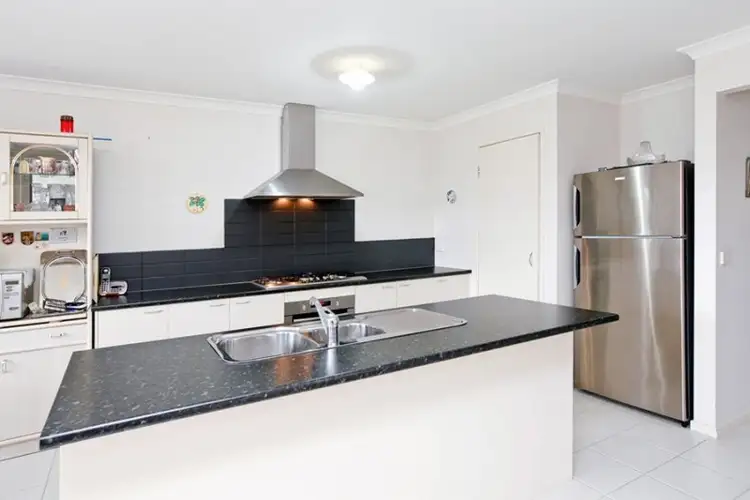 Second view of Homely house listing, 4 Vive Street, Tarneit VIC 3029