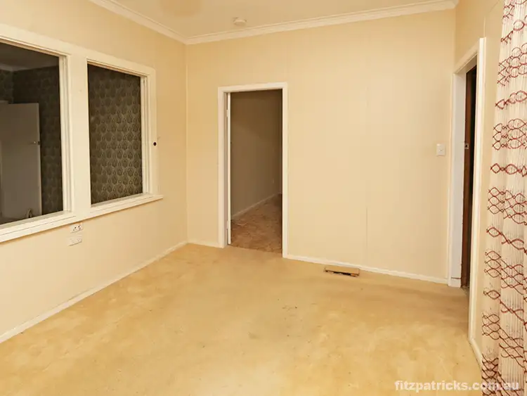 Fifth view of Homely house listing, 20 Manoora Avenue, Mount Austin NSW 2650