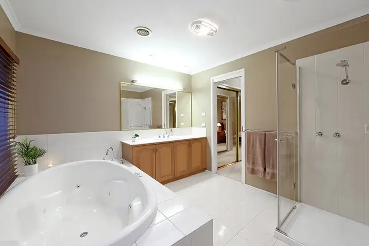 Seventh view of Homely house listing, 10 Minya Court, Rowville VIC 3178