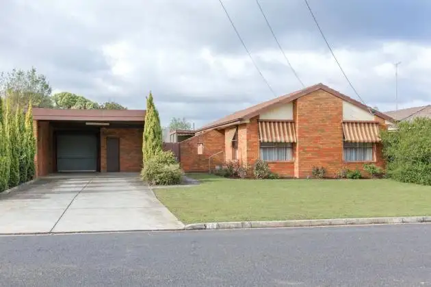 10 Cedar Avenue, Alfredton VIC 3350