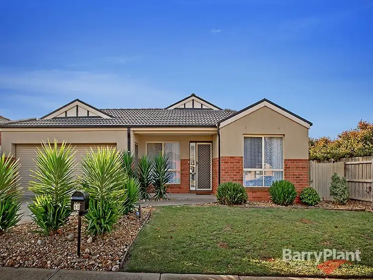 11 Mermaid Crescent, Wyndham Vale VIC 3024