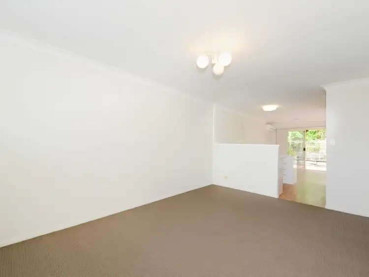 Sixth view of Homely unit listing, 2/721 Wynnum Road, Morningside QLD 4170