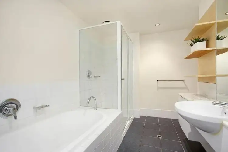 Sixth view of Homely apartment listing, 6/50 Johnston Street, Port Melbourne VIC 3207