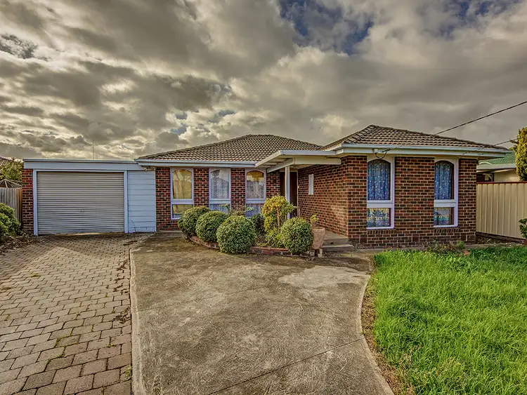 2 Kuala Close, St Albans VIC 3021