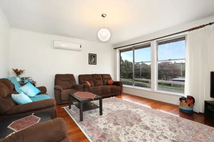 Second view of Homely house listing, 60 Lorraine Crescent, Jacana VIC 3047