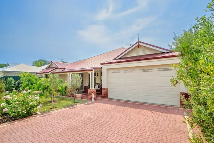 17 Beachgrove Place, Geographe WA 6280