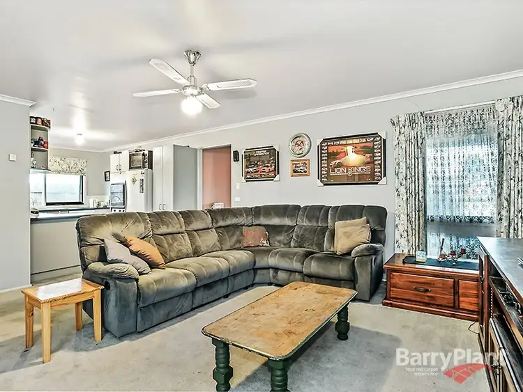 Fifth view of Homely house listing, 3 Nepean Court, Wyndham Vale VIC 3024
