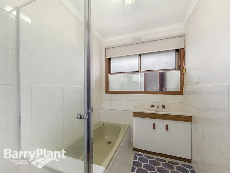 Fifth view of Homely house listing, 14 Tintern Close, St Albans VIC 3021
