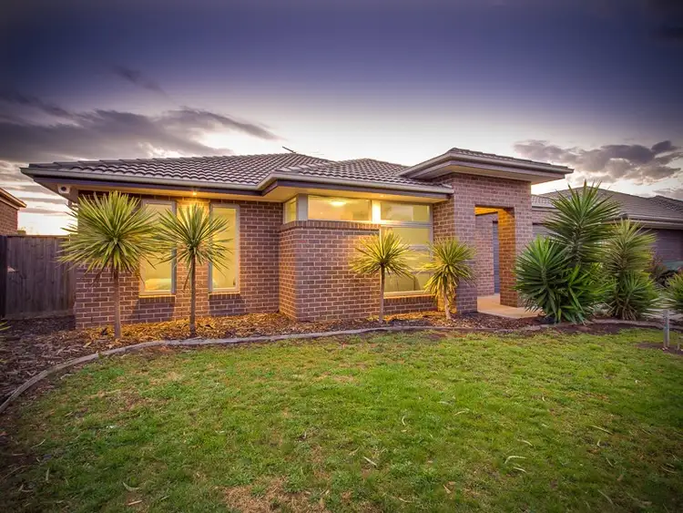 Second view of Homely house listing, 19 Tyler Crescent, Tarneit VIC 3029