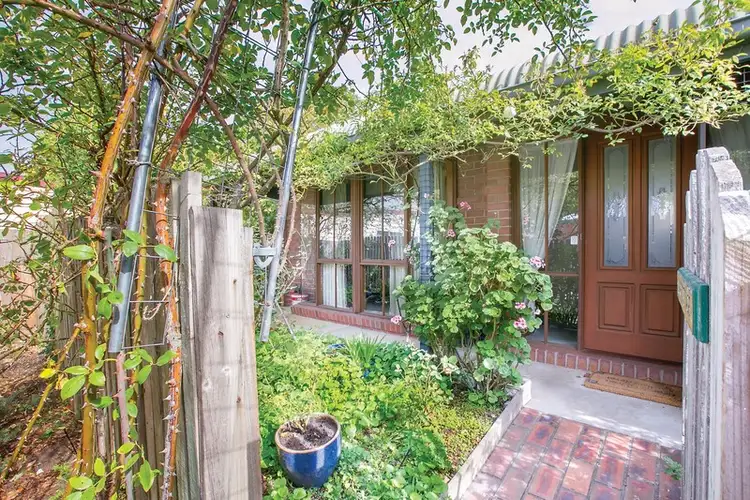 Main view of Homely house listing, 2/20 Durham Street, Newington VIC 3350