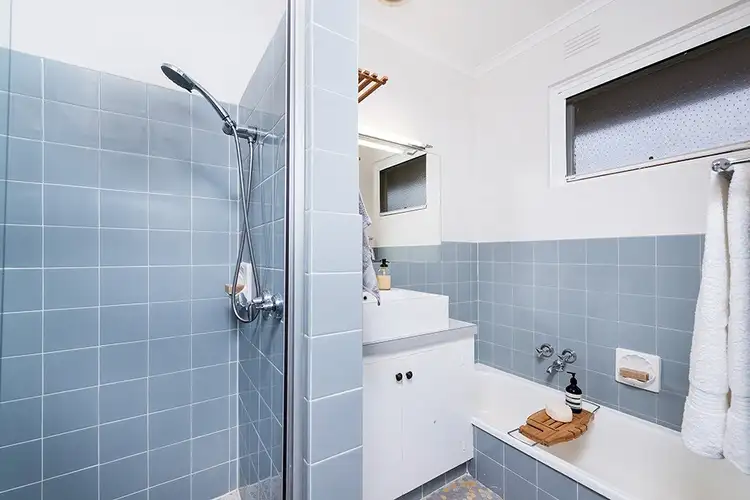 Sixth view of Homely unit listing, 1/2 Aylwin Avenue, Burwood VIC 3125