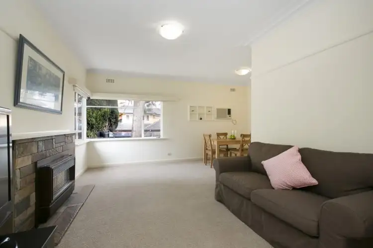 Second view of Homely unit listing, 2/21 Maple Street, Mount Waverley VIC 3149
