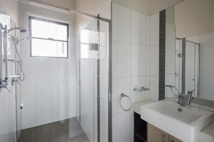 Sixth view of Homely townhouse listing, 9/83 - 87 Arnold Street, Bendigo VIC 3550