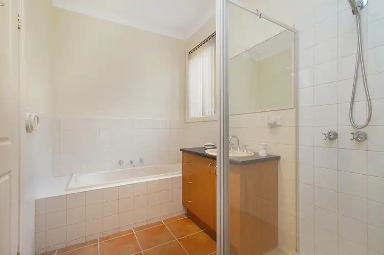 Fourth view of Homely house listing, 2/62 Sutherland Street, Kilmore VIC 3764