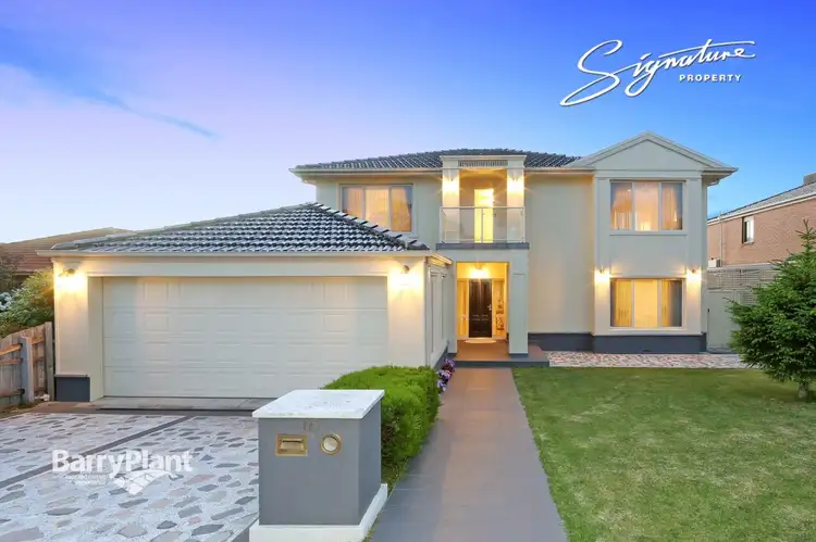 16 Paratea Drive, Rowville VIC 3178