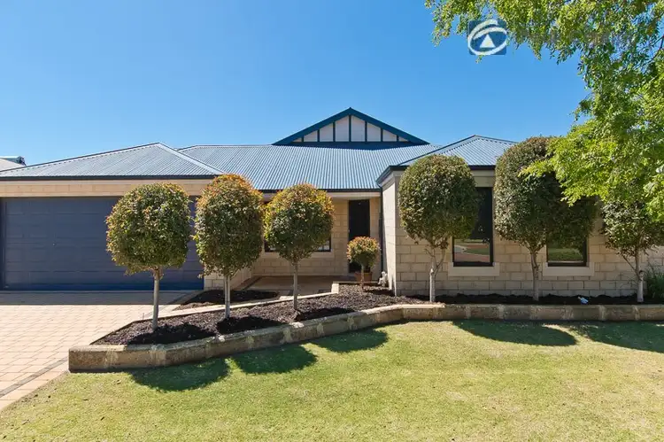 17 Dryandra Elbow, Atwell WA 6164