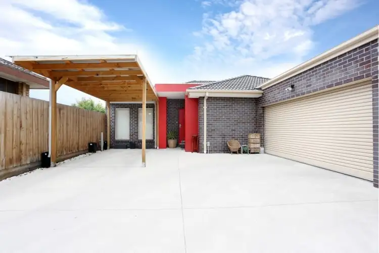 Second view of Homely unit listing, 2/7 Logan Street, Glenroy VIC 3046