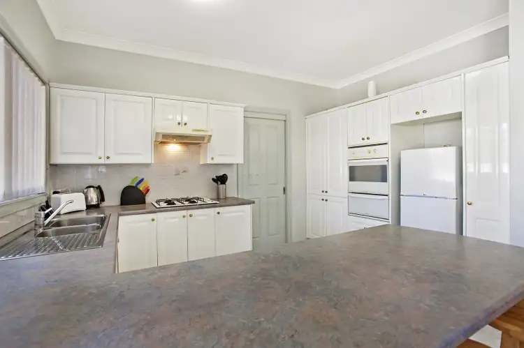 Fourth view of Homely house listing, 2/16 Bensley Close, Lake Haven NSW 2263