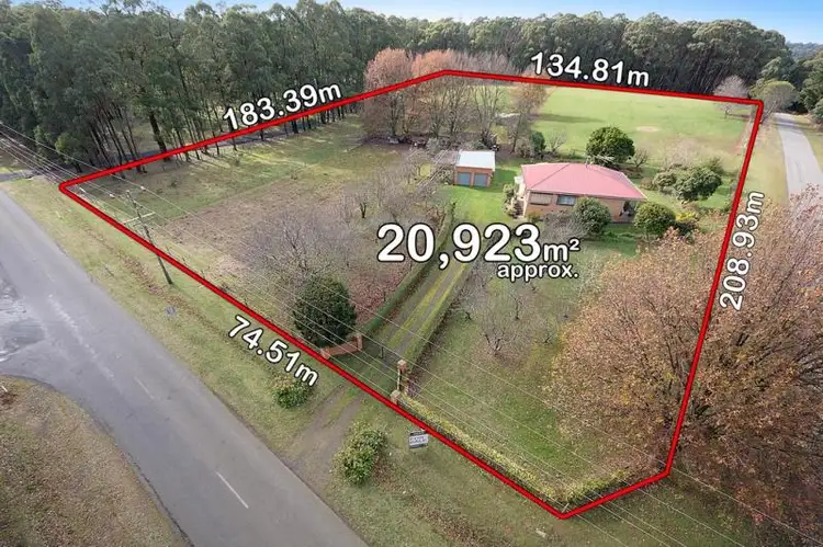 90 Edenvale Crescent, Kinglake West VIC 3757