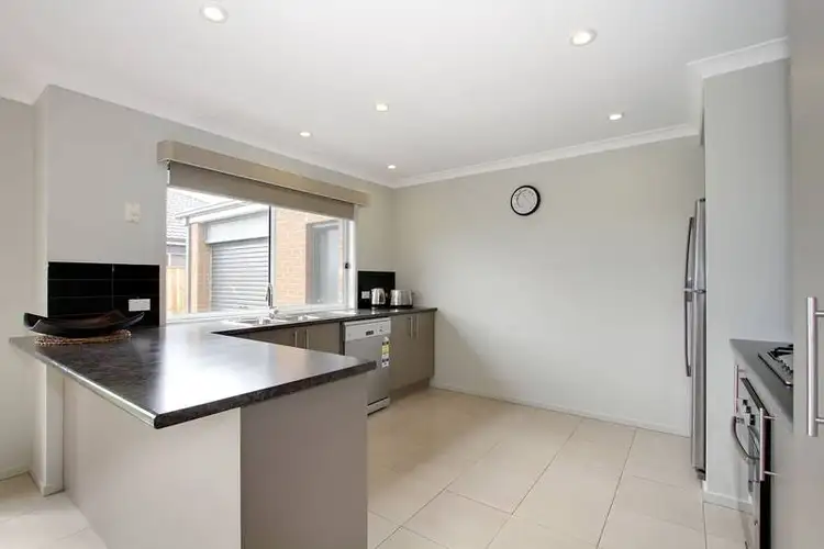 Seventh view of Homely house listing, 86 Hammersmith Circuit, Traralgon VIC 3844