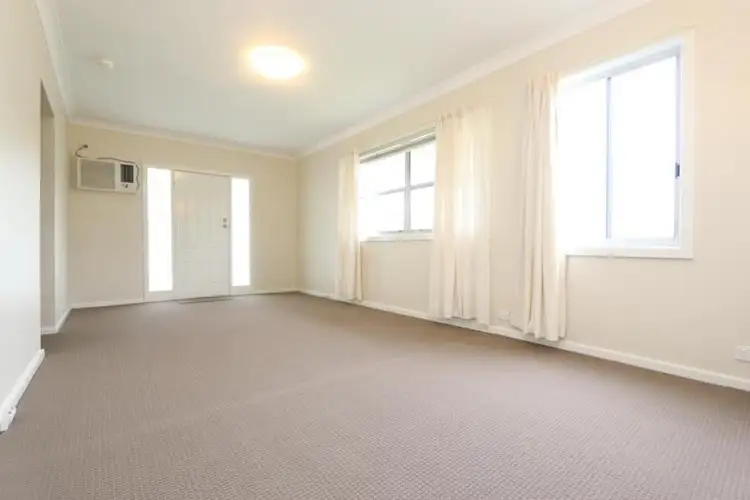 15 Deakin Street, Kurri Kurri NSW 2327