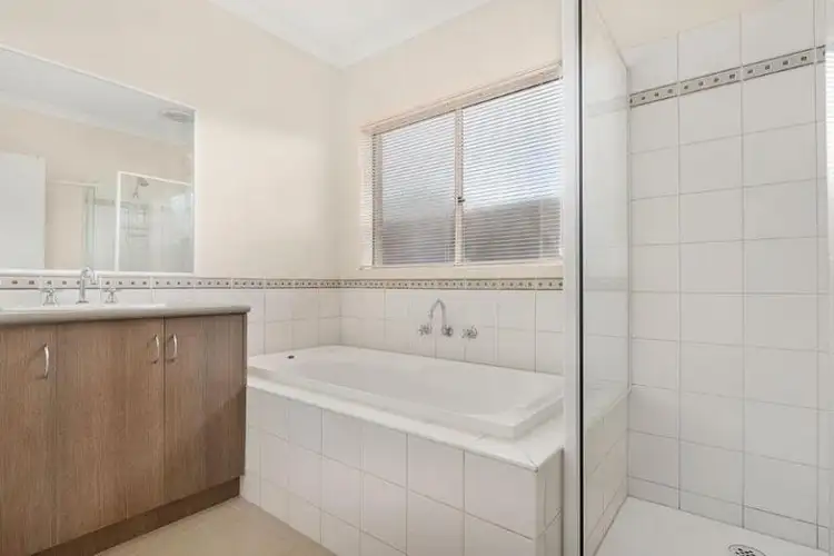 Fourth view of Homely house listing, 2/80 Charter Road West, Sunbury VIC 3429