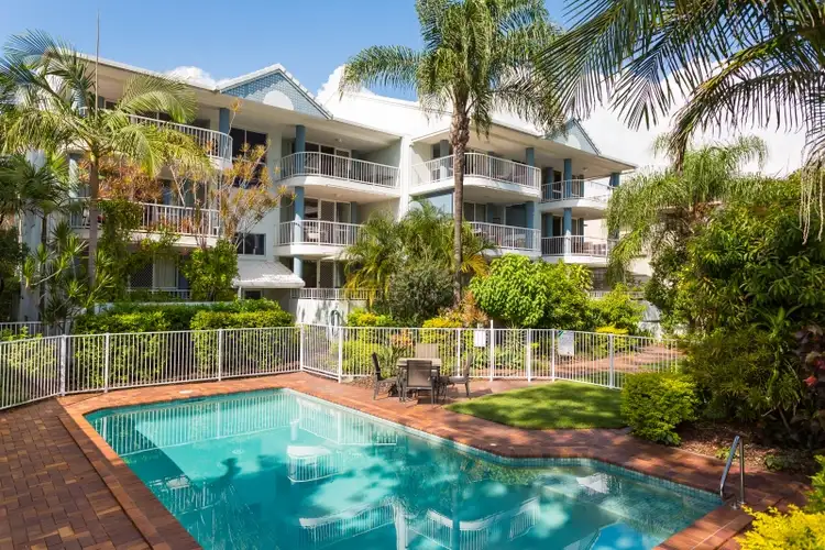 @/34 Chelsea Avenue, Broadbeach QLD 4218