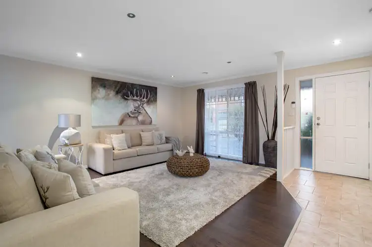 Second view of Homely house listing, 2 Glenview Court, Hillside VIC 3037