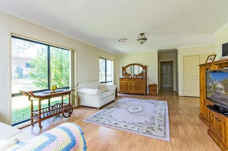 Second view of Homely house listing, 8 Woodlands Drive, Thornton NSW 2322