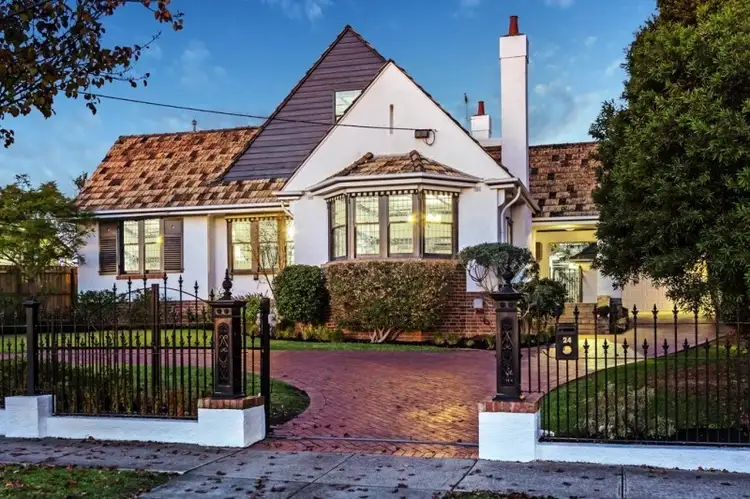 24 Watts Street, Box Hill VIC 3128