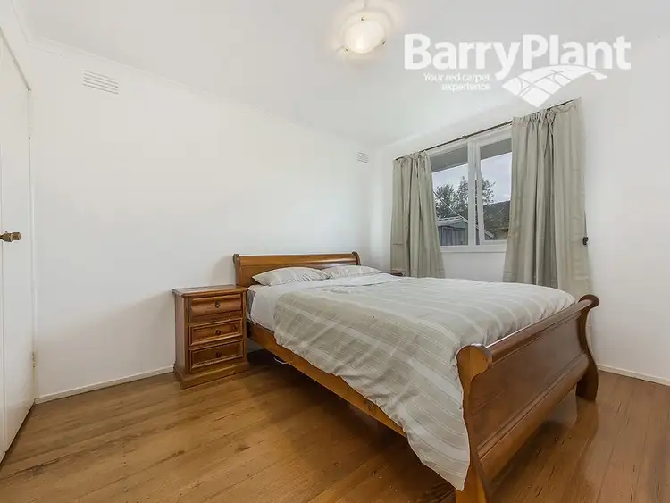 Fifth view of Homely house listing, 29 Pottenger Way, St Albans VIC 3021