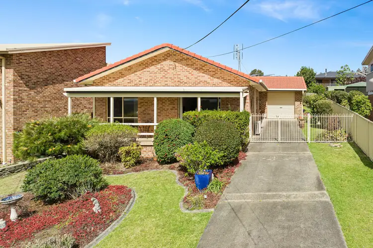 14 Pleasant  Place, Tuross Head NSW 2537