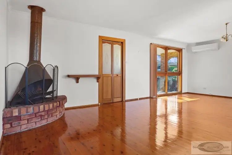 Fifth view of Homely house listing, 1 Bronte Place, Woodbine NSW 2560