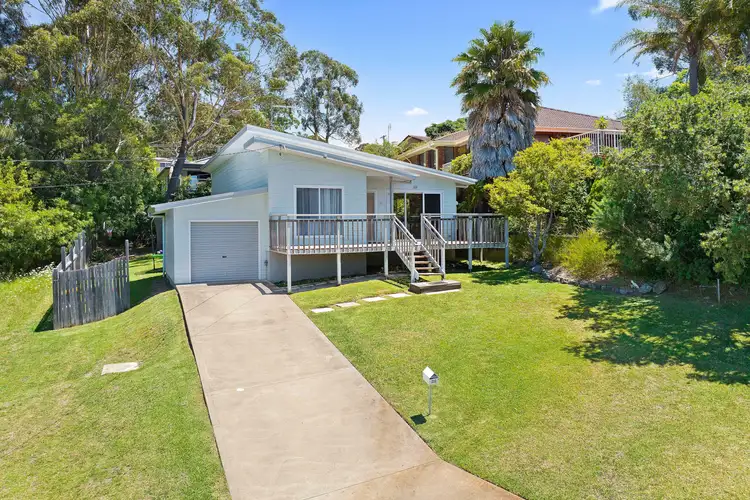 39 Bondi  Street, Tuross Head NSW 2537