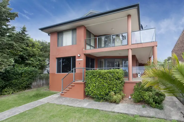 2/8 Pacific Street, Batemans Bay NSW 2536