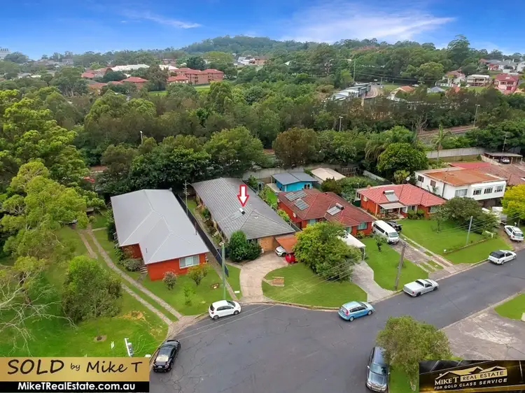 Main view of Homely unit listing, 2/3 Buckle Crescent, West Wollongong NSW 2500