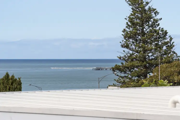 2/15 Smith Street, Lorne VIC 3232