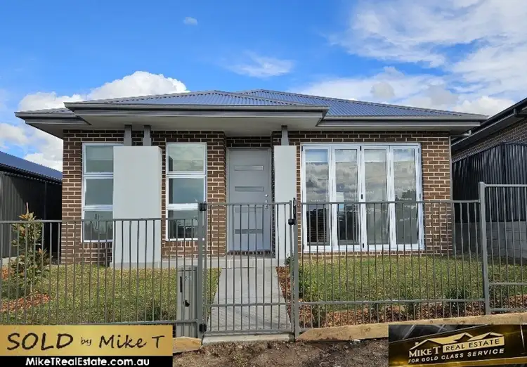 31 Connection Road, Calderwood NSW 2527