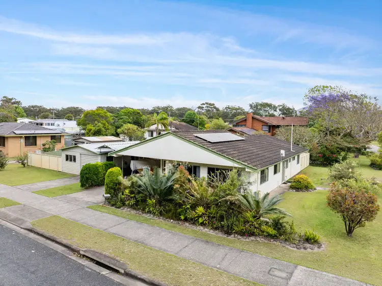 44 Marine Parade, Stuarts Point NSW 2441