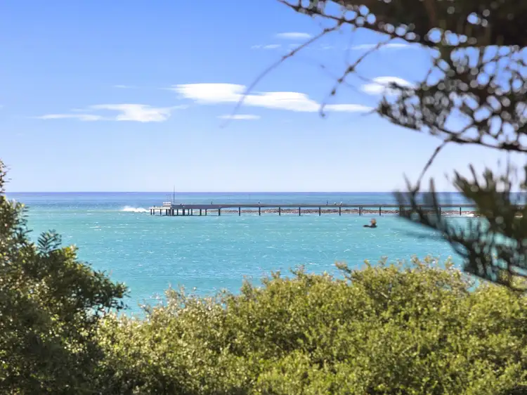 216/35 Mountjoy  Parade, Lorne VIC 3232