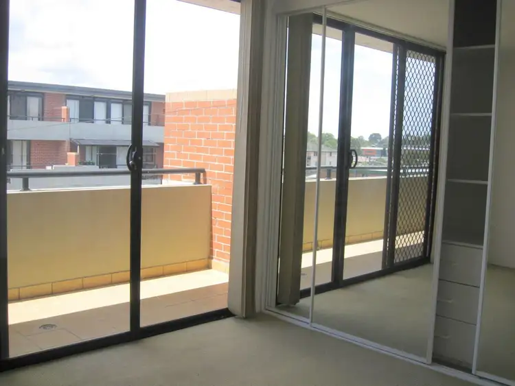 Fifth view of Homely unit listing, 9/2 KITCHENER Avenue, Regents Park NSW 2143