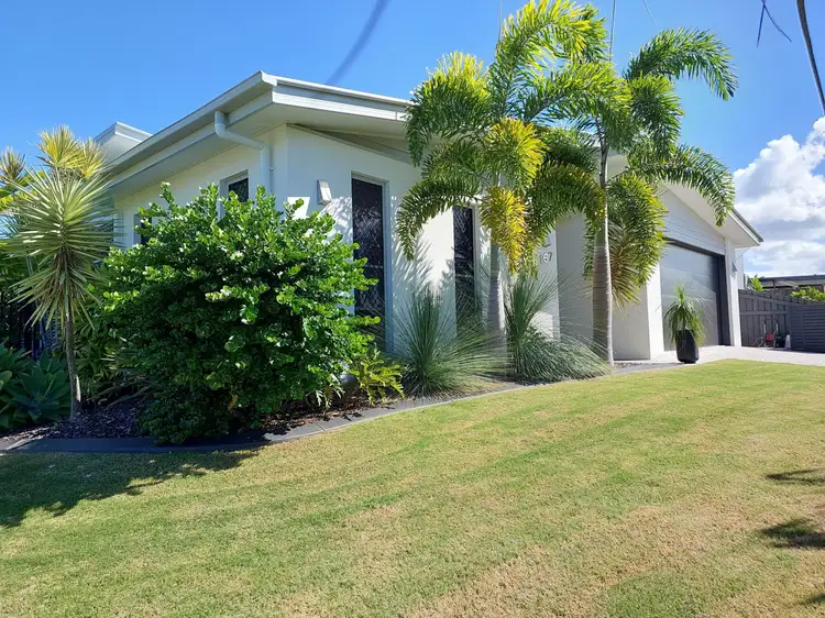 167 Truro Street, Urangan QLD 4655