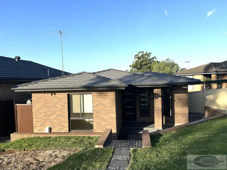 1A Bronte Place, Woodbine NSW 2560