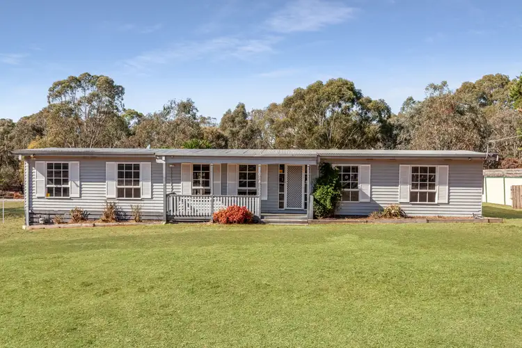8 Brucewater Court, Broadford VIC 3658
